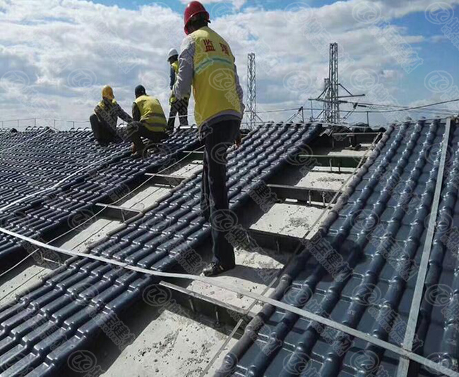 高层建筑换上树脂瓦